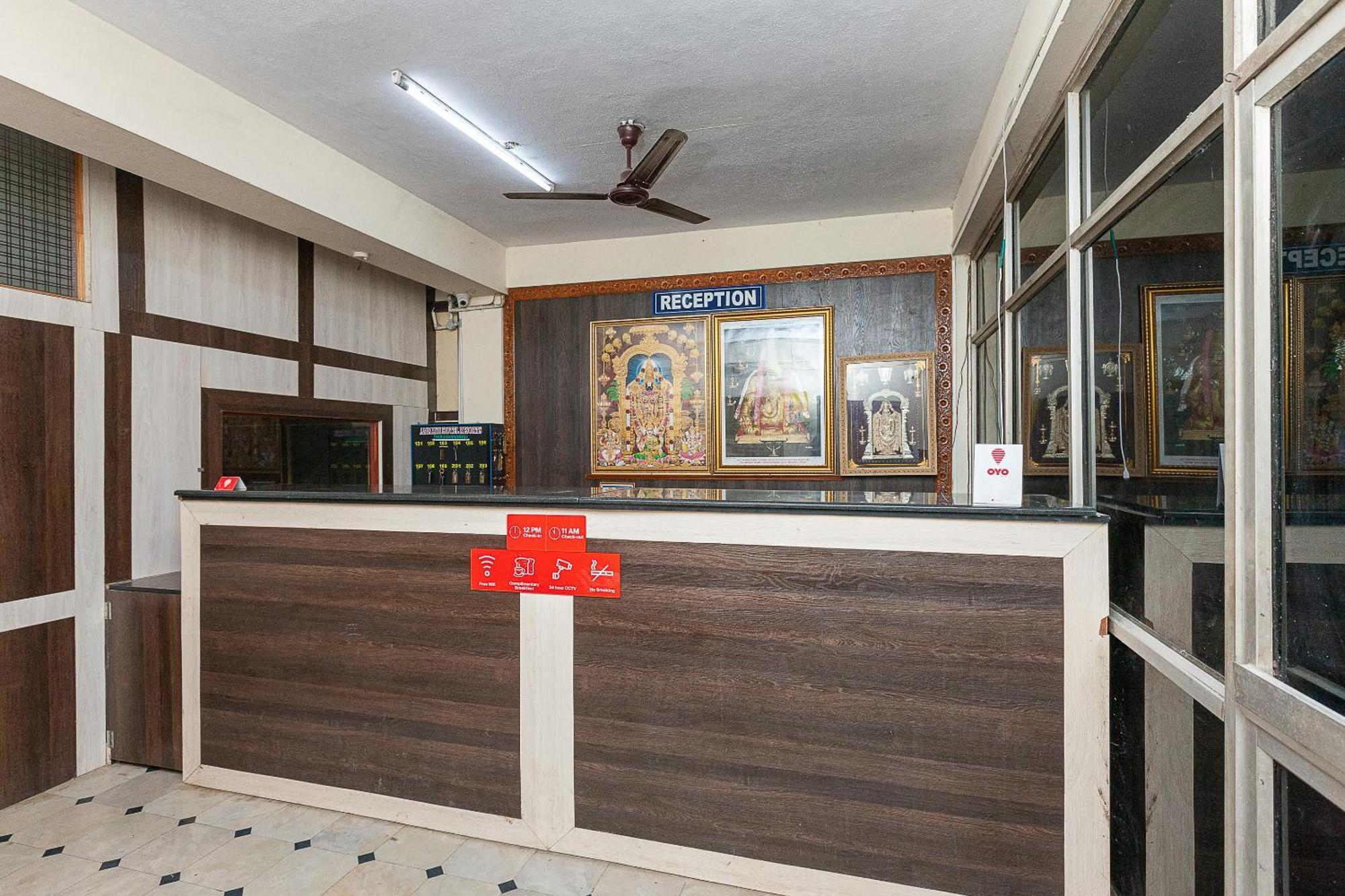 Collection O Ammayi Hotels & Resorts Tiruvannāmalai Exterior photo