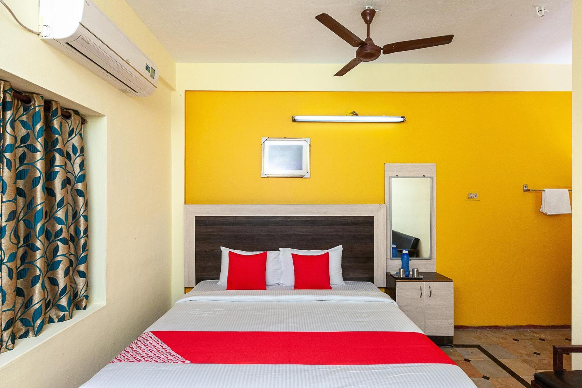 Collection O Ammayi Hotels & Resorts Tiruvannāmalai Exterior photo